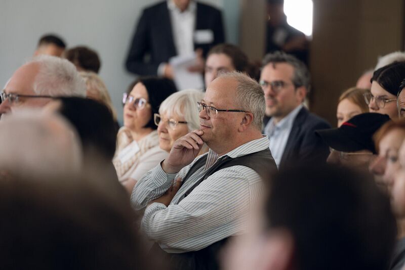 Datei:Brgerdebatte steuern-lucia-hofmaier-5 54554609262 o.jpg